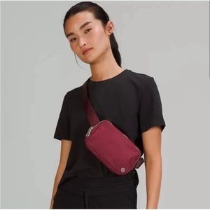 Lululemon Everywhere Belt Bag 1L